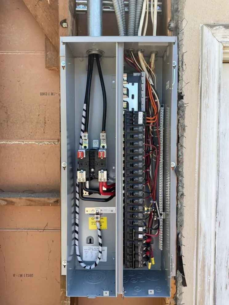 Professional electrical repair in Panorama City, CA by MH Electric