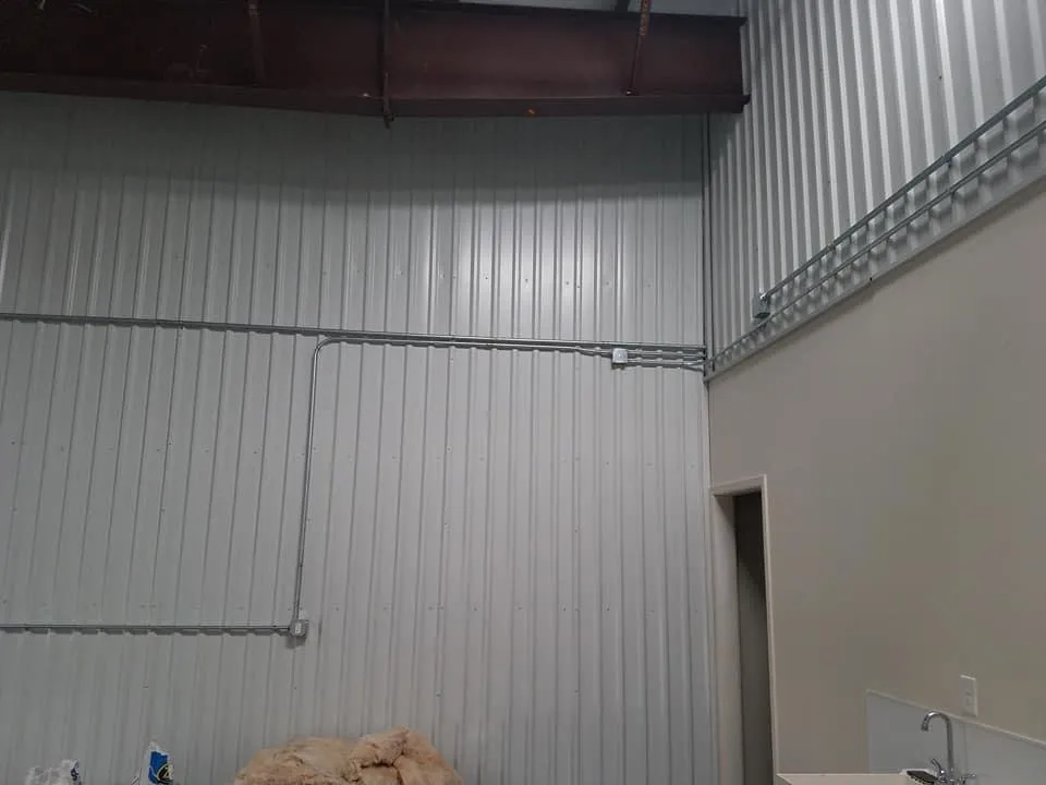 Slide of MH Electrical Services