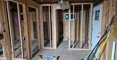 Slide of M&H Handy Services