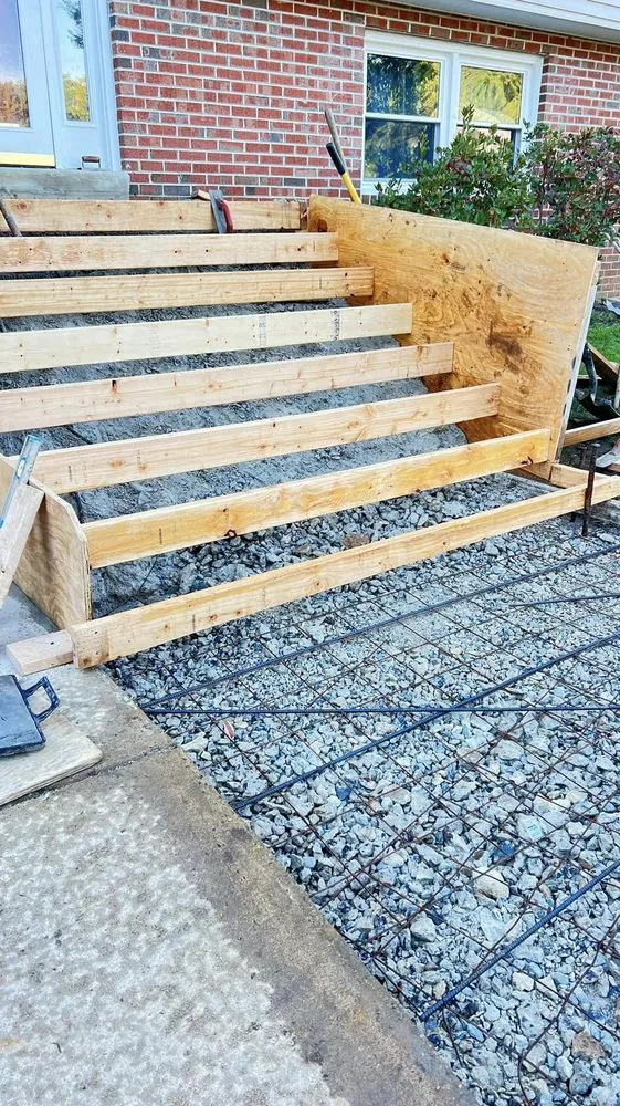 Slide of MH Quality Tree Care and Landscaping Service