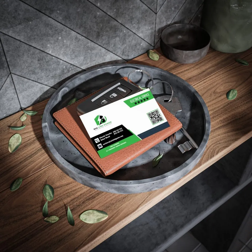 Slide of Mia Link Power