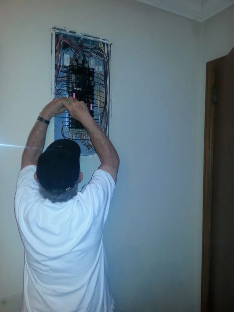 Slide of Miami Electric Masters