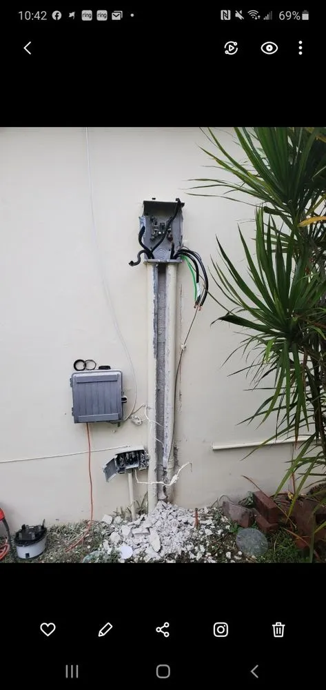 Slide of Miami Electric Pro