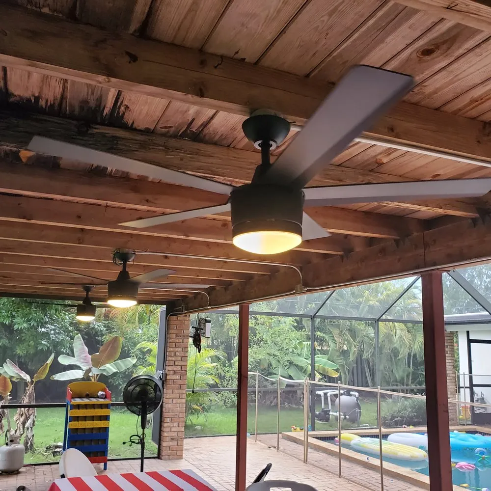 Slide of Miami Electric Pro