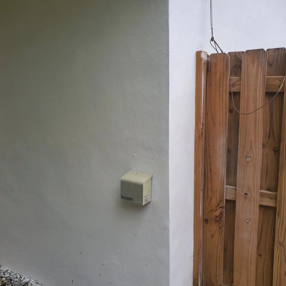 Slide of Miami Electric Pro