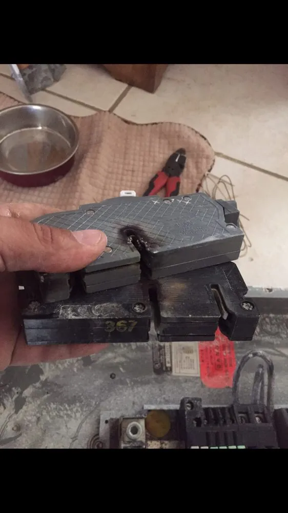 Affordable outlet and switch repair in ,  by Miami Electric Wizards