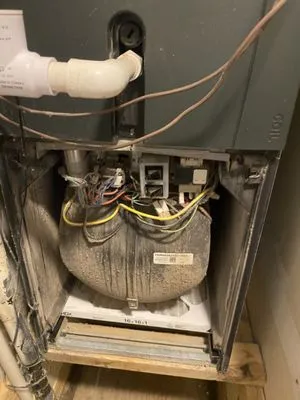 Miami Facilities & Maintenance Solutions Logo