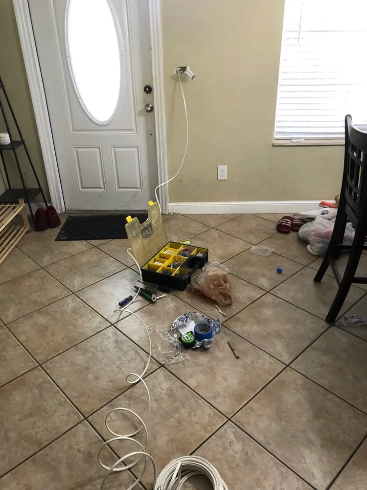 Slide of Miami Wire Guys