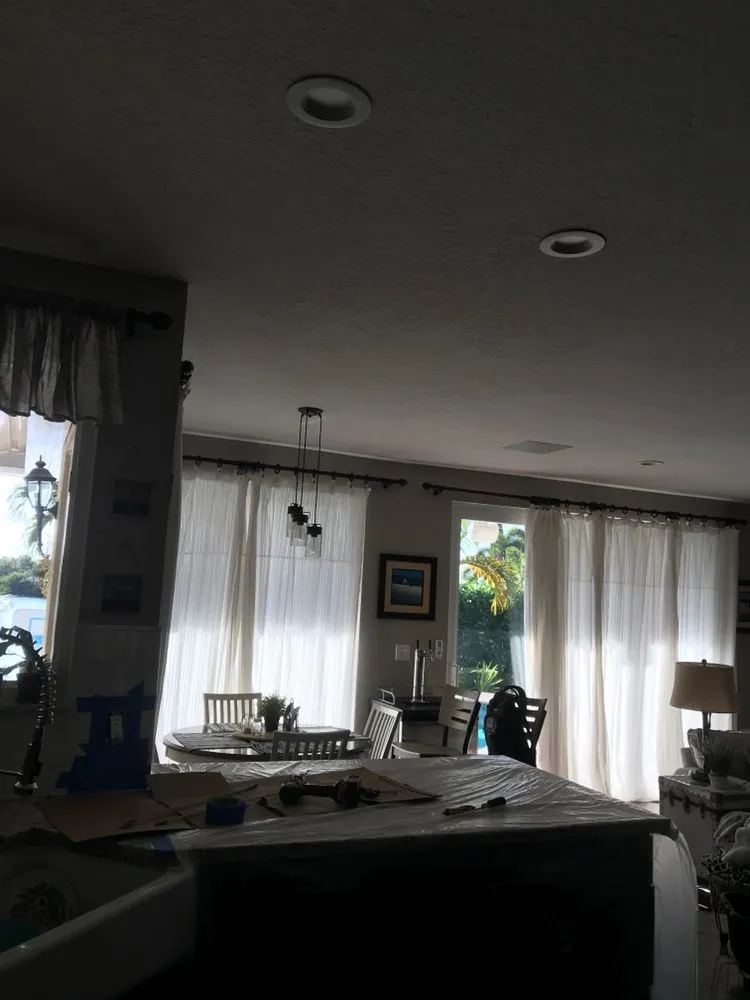 Slide of Miami Wire Guys