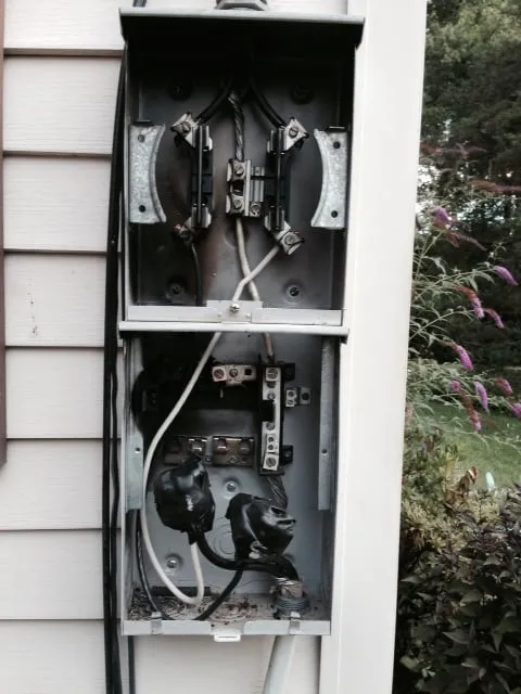 Slide of Miceli Electric