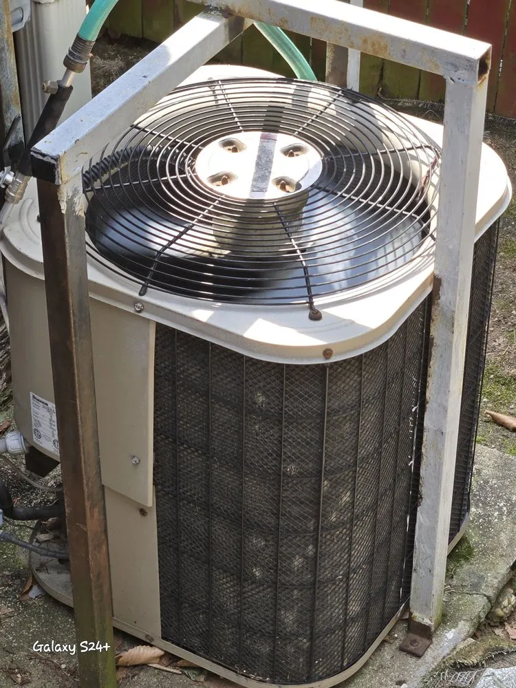 Slide of Michael & Son Services Hyattsville