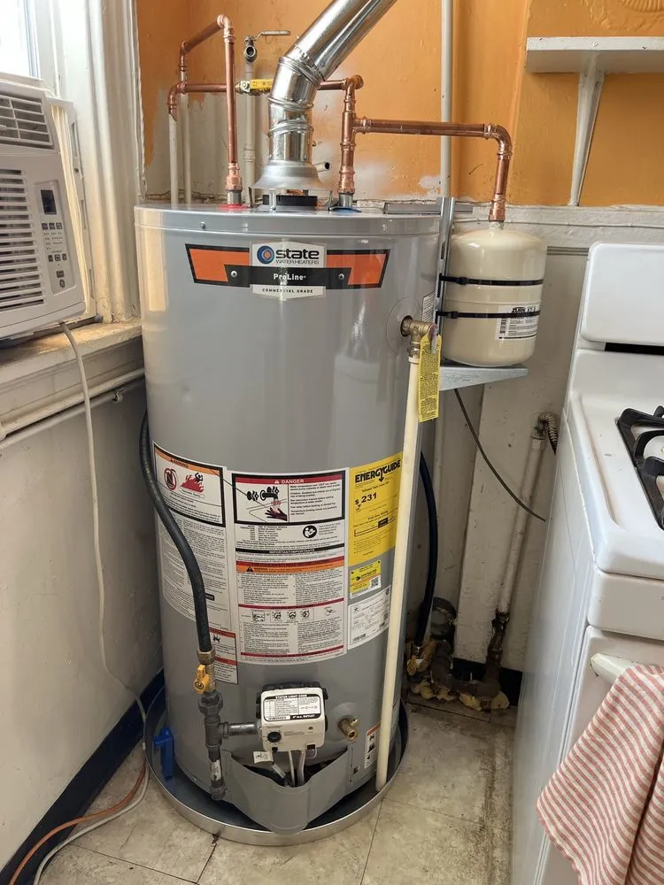 Reliable electrician providing emergency electrical service in , 