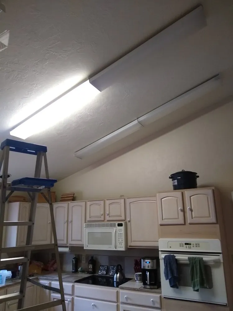 Slide of Michael Smith Electric & Siskiyou HERS Raters