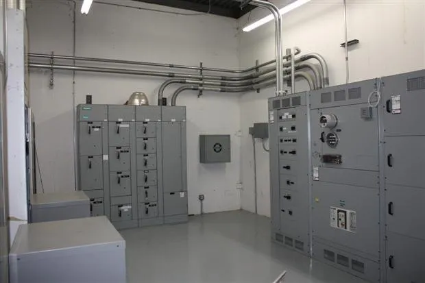 Certified circuit breaker repair experts serving Canyon Country, CA - Michael Stuart Electric