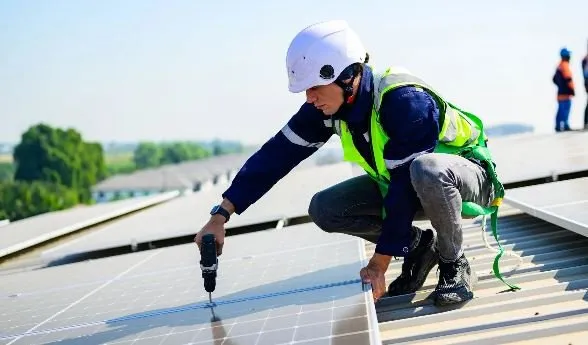 Affordable emergency electrical service experts serving Commerce Charter Township, MI - Michigan Quality Electric