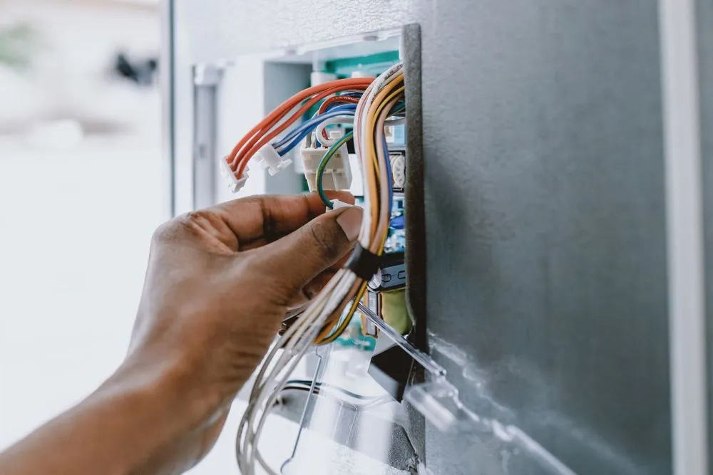 Affordable circuit breaker repair service in Commerce Charter Township, MI - Michigan Quality Electric