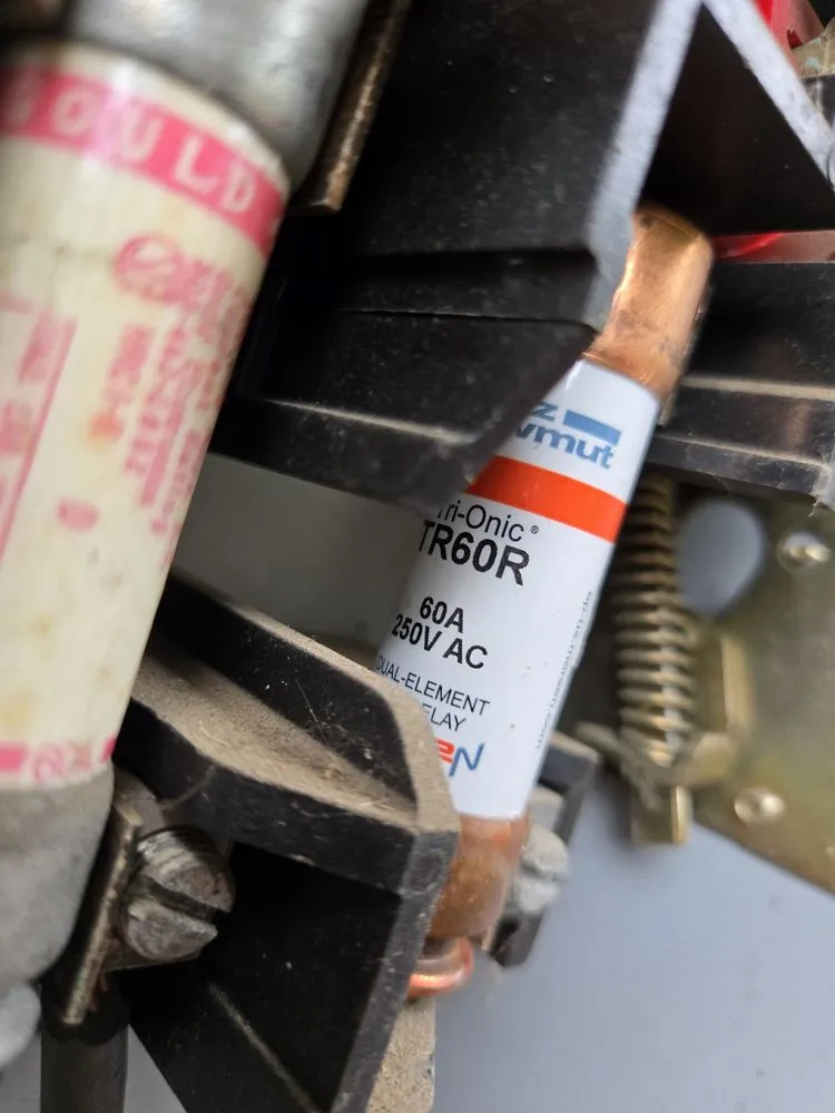 Slide of Mid Cities Electrical