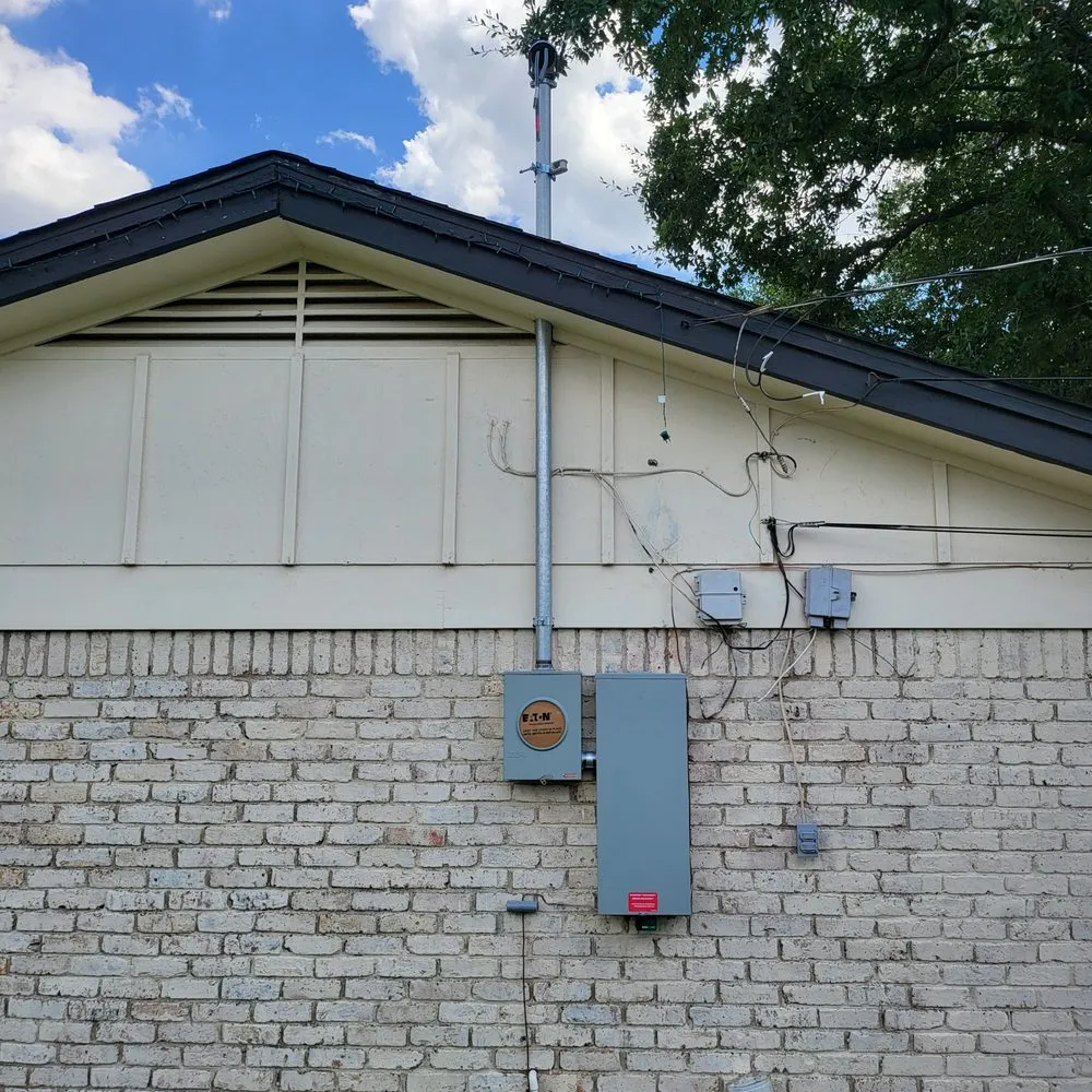 Slide of Mid Cities Electrical