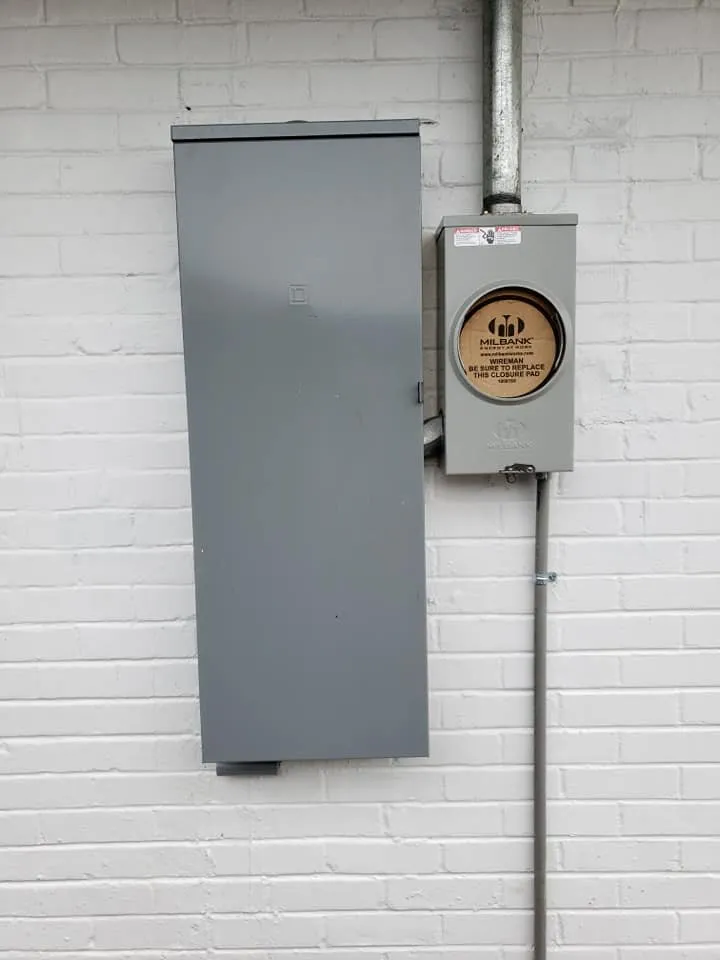 Slide of Mid-City Master Electrician