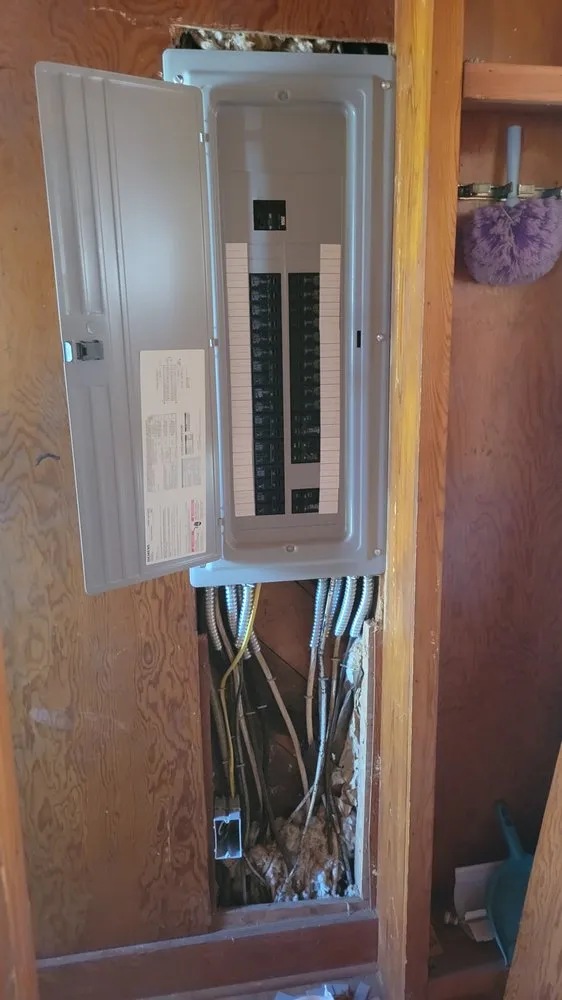 Slide of Mid South Electric