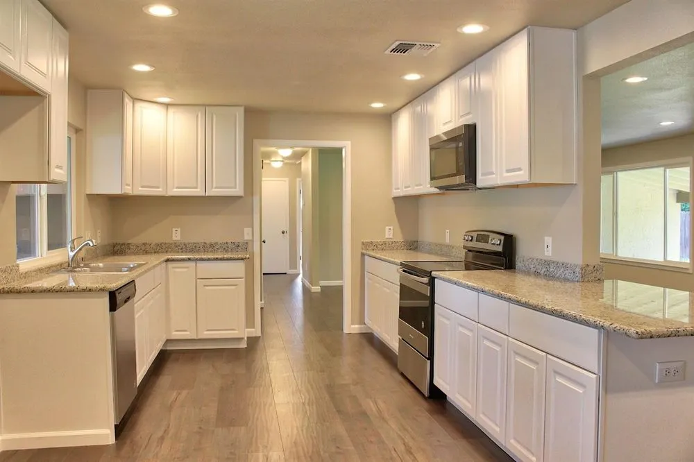 Slide of Mid-Valley Construction