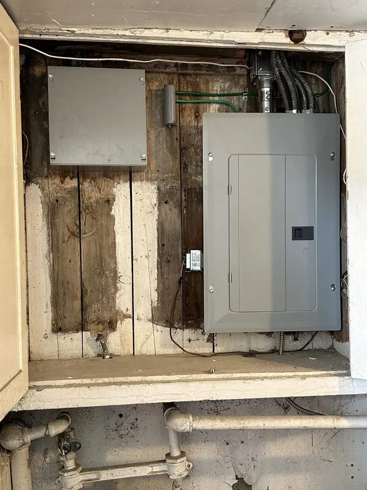 Slide of Midnight Electric