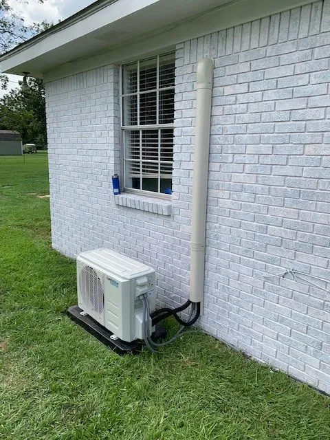 Certified electrician providing wiring installation in , 