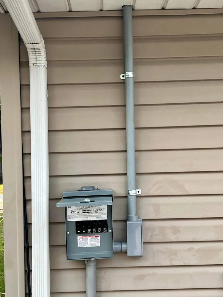 Slide of Midwest Electric Contractors