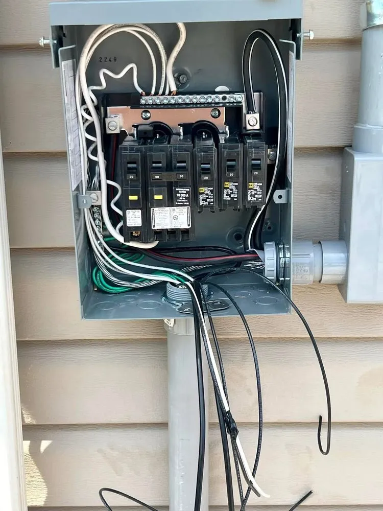 Slide of Midwest Electric Contractors