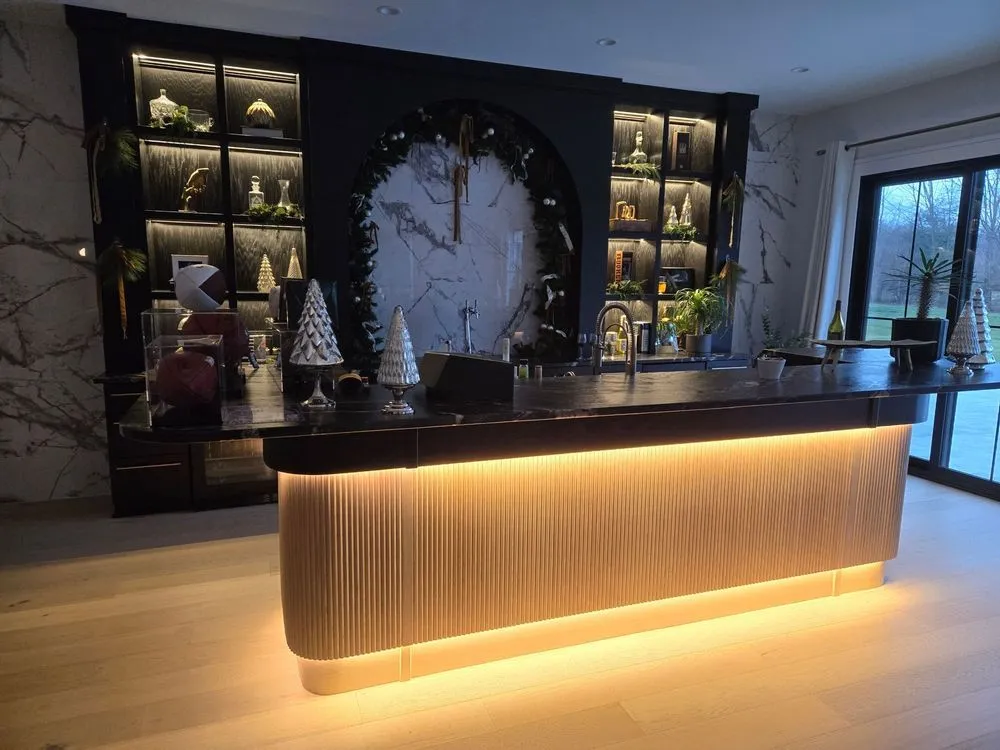 Slide of Midwest Electric