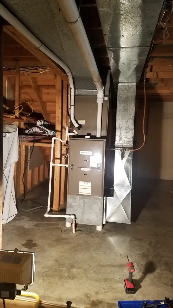Reliable electrician providing electrical repair in Rocky Mount, MO - Midwest HVAC And Electrical