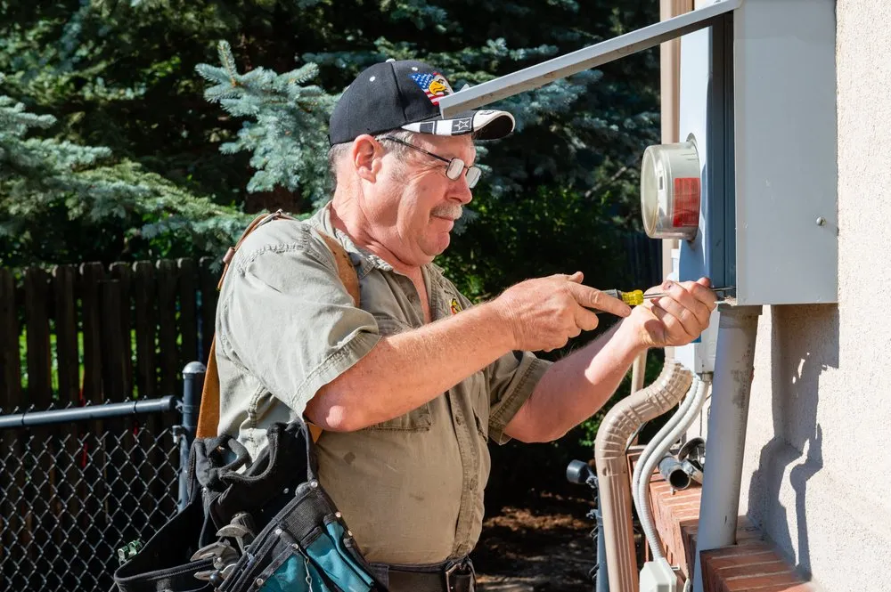 Slide of Mighty Bee Electric