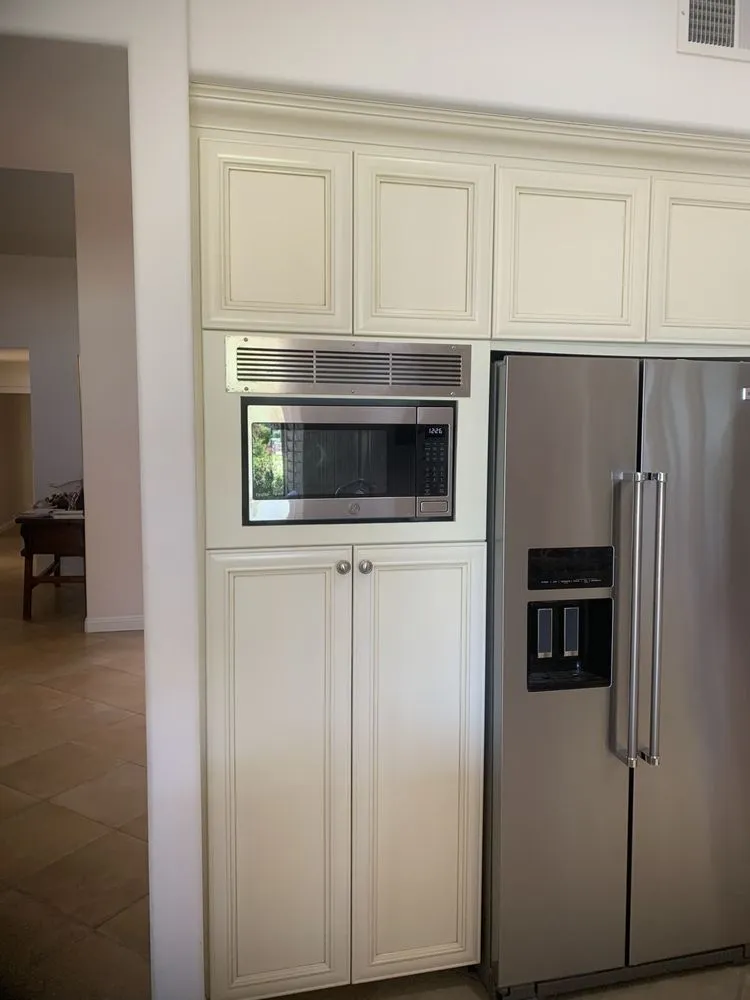 Slide of Mighty Hand Pros