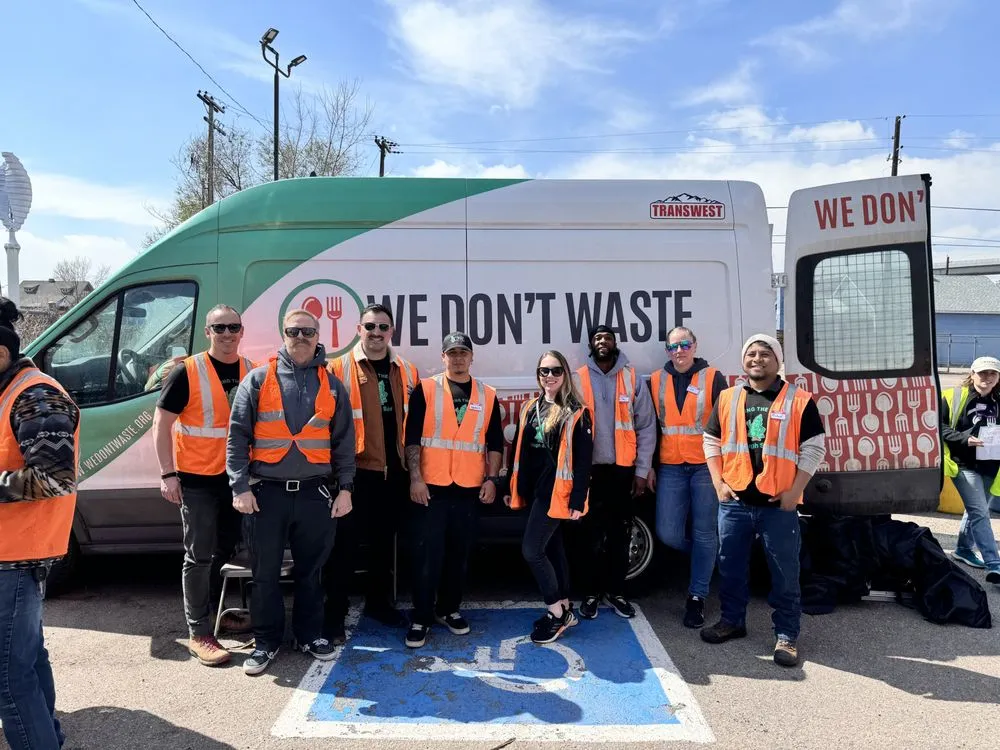 Emergency electrician providing wiring installation in , 