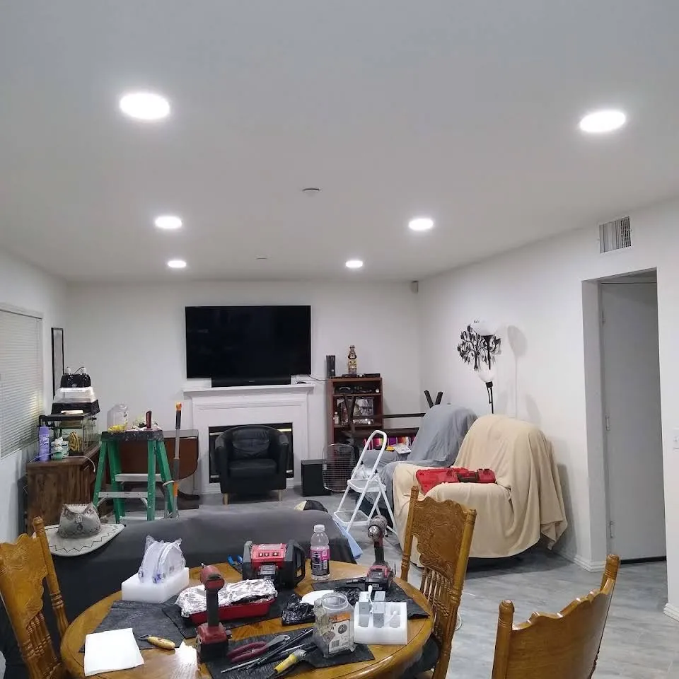 Slide of MIGS Electric