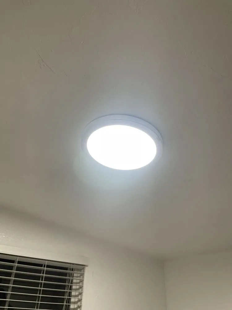 Slide of Miguel Aldaco electrician