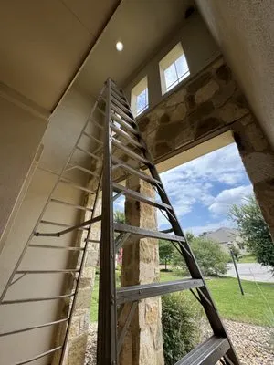 Mikcor Electric Logo