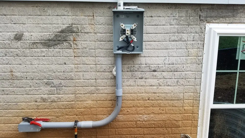 Slide of Mike Bongiovi