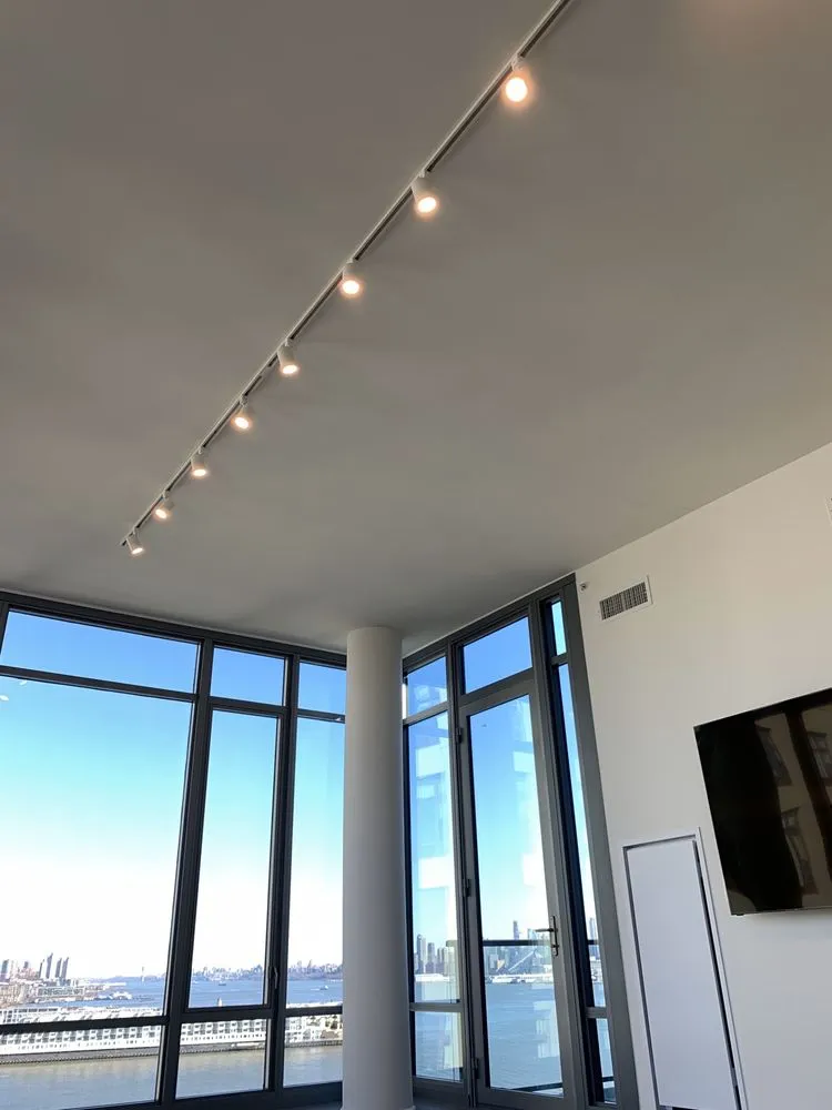 Slide of Mike Dininno Electric