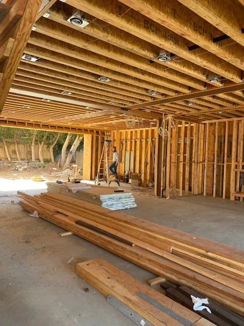 Slide of Mike Electric