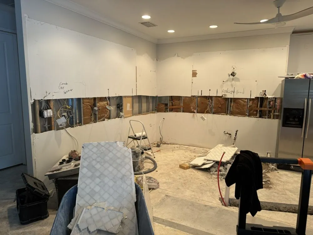 Slide of Mike Electric