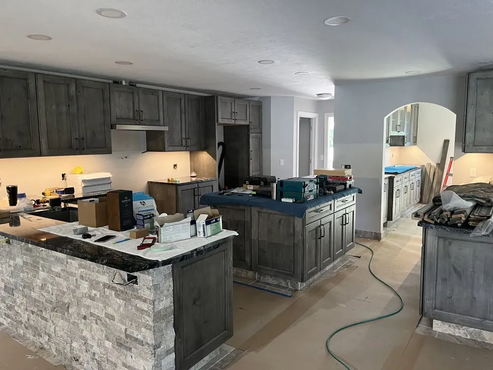 Slide of Mike Hawkins Electric