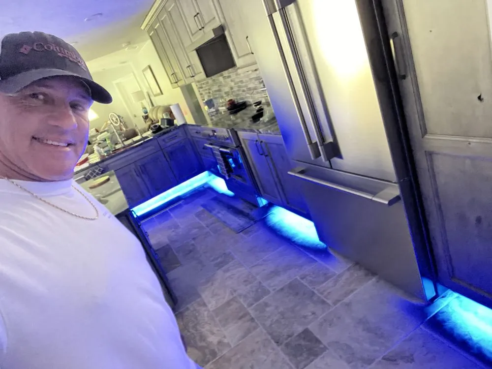 Slide of Mike Hawkins Electric