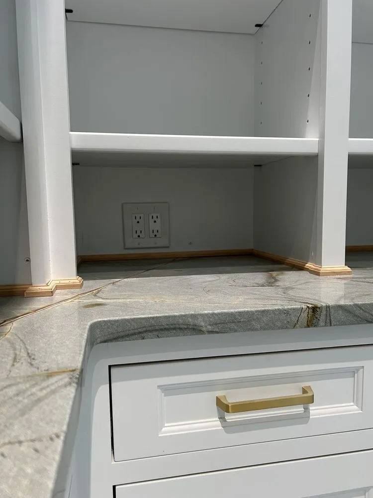 Slide of Mike Mejia Electrical