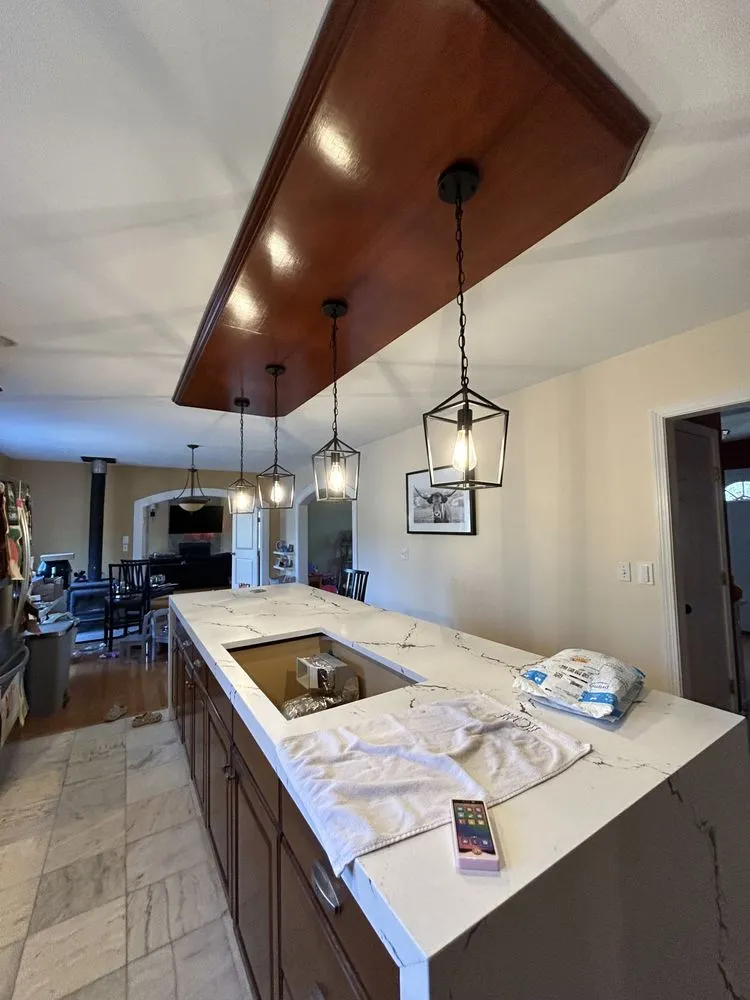 Slide of Mike Mejia Electrical