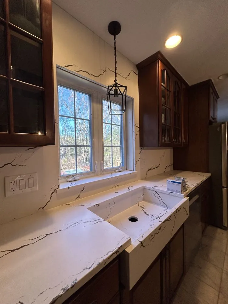 Slide of Mike Mejia Electrical