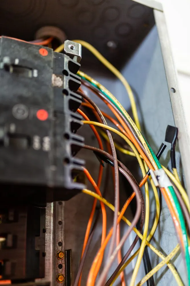 Slide of Mike The Electrician