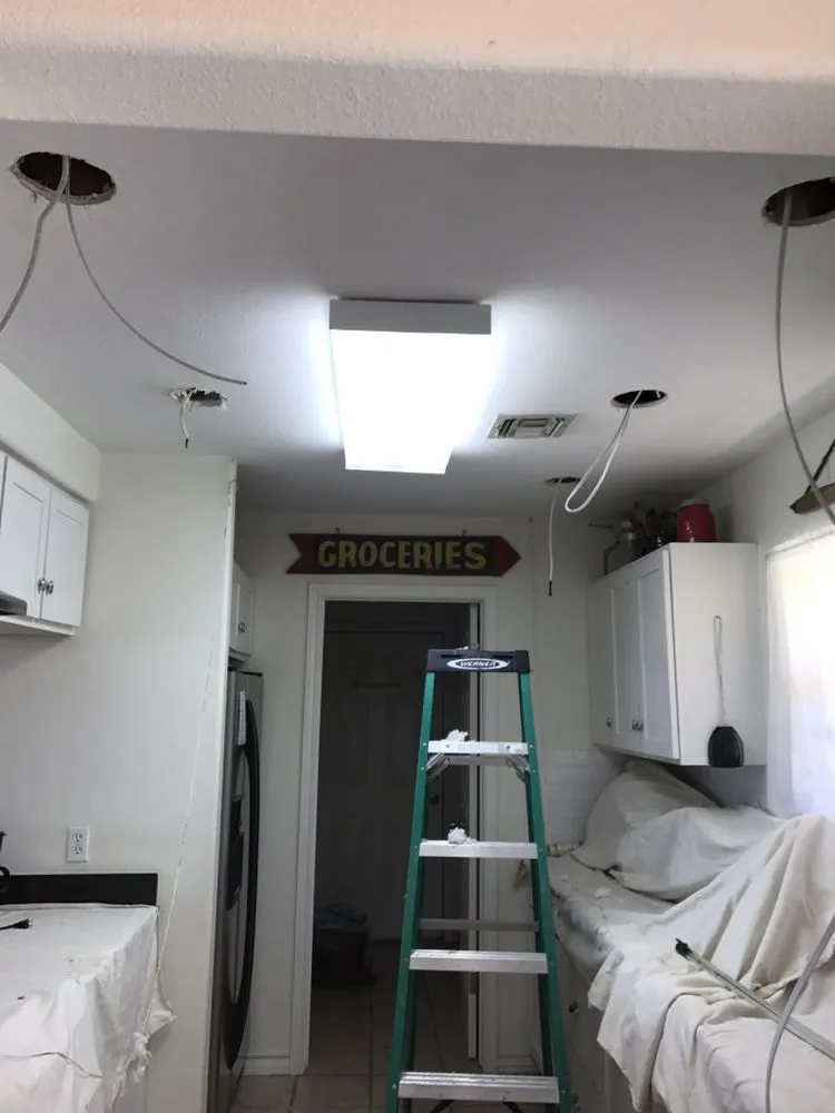 Slide of Mike the Electrician