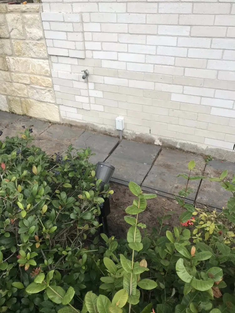 Slide of Mike the Electrician