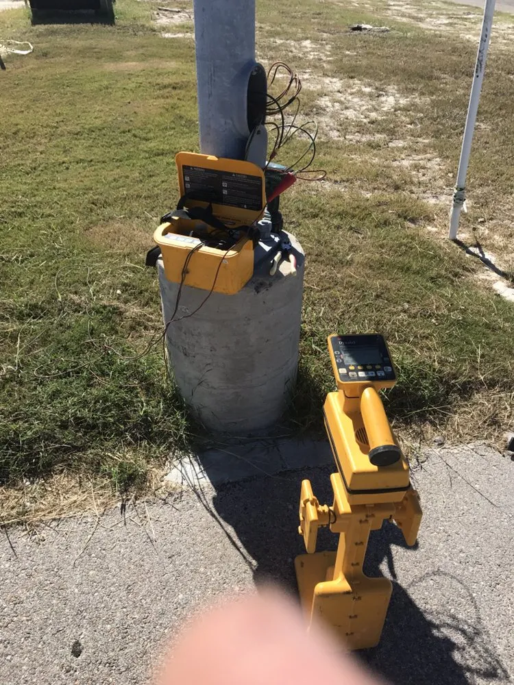 Slide of Mike the Electrician